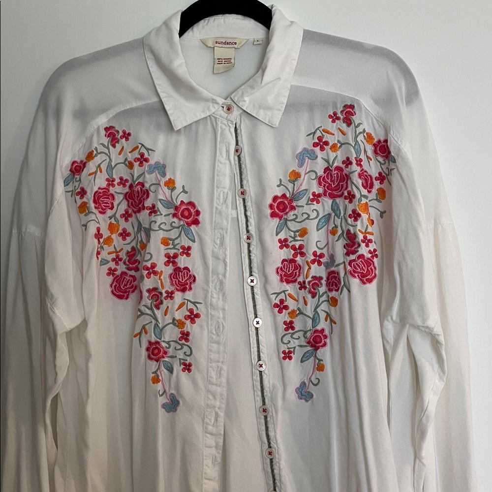 🏷 Sundance White Embroidered Button Down Shirt - Picture 2 of 10